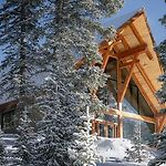 Red Mountain Alpine Lodge