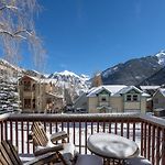 Cornet Creek 101 - Cornet Ski House