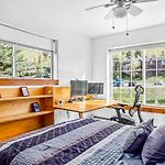 Northstar 1 - Mountain View Corner Retreat