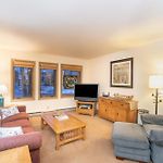 Ski-In Ski-Out Ground Floor Easy Access Ski Condo