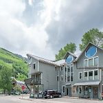 Classic Ski Condo, Steps To Chair 7 And On Shuttle Route