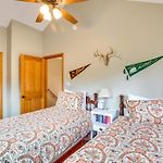 Mountain Village Home Steps To Ski Lift & Shuttle!