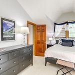 Telluride Condo: Walk To Lift, Bear Creek, & More!