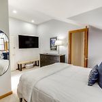 Telluride Condo: Walk To Lift, Bear Creek, & More!