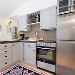 Vibrant Central Telluride Studio With Hot Tub And Ac