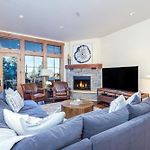 The Lodge At Belvedere By Exceptional Stays