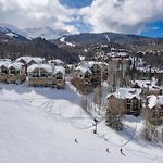 Meadows Run Modern By Exceptional Stays