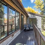 Mountain Modern Rustic By Exceptional Stays