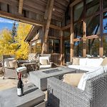 Mountain House By Exceptional Stays