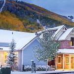 South Oak Retreat - Convenient Luxury By Gondola!
