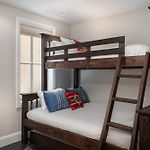 South Oak Retreat - Convenient Luxury By Gondola!