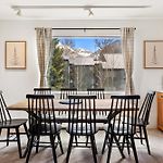 Experience Luxury At Alpenglow At Telluride Lodge