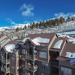 Fabulous Condo Close To Chair Lifts 1 And 10 In Meadows Area