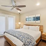 Walk To Ski, Stylish & Bright! Ground Floor, Hot Tub, Pool Condo