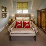 Dunton Town House Hotel