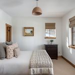 Bear Lodge - Modern Log Home At Easy Ski-In-Out Location