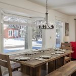 Smuggler Mine - Modern Pet Friendly Retreat Near Slopes