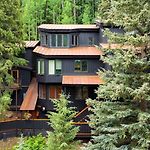 Manitou River House 113 By Avantstay