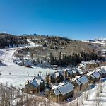 Terraces A Balcony Slope View Ski-Inout 2Br 2Ba Sleeps 4