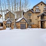 Misty Maiden Lodge By Avantstay