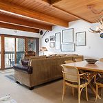 Riverside Condos B101 By Avantstay