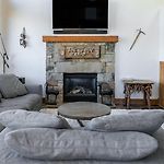 Adams Ranch Retreat By Avantstay