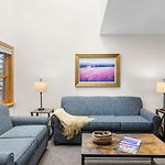 Cimarron Lodge 7 By Avantstay