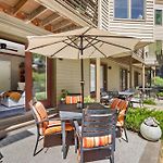 River Trail Patio, Walk To Gondola, Viking Lodge 116 Condo