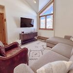 Benchmark Dr 101 ~ Guest House