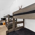 Chalet Chic Condo, Short Walk To Lift 7, Covered Parking Condo