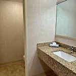 Mountainside Inn 115 And 117 Hotel Room