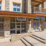 Mountain Village Gem Ski-In-Out Steam Shower