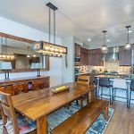 Slopeside Reserve Condo