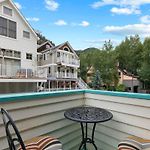 Wildwood Canyon Inn-Pine Crest Room