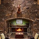 Fairmont Heritage Place, Franz Klammer Lodge