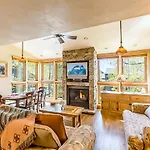Telluride Lodge