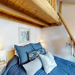 Columbia 10 - Columbia Breeze