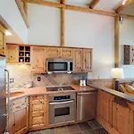 Columbia 10 - Columbia Breeze