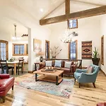 Twin Elk By Exceptional Chalet