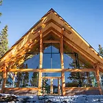 Red Mountain Alpine Lodge