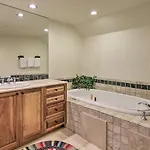 Holiday home Upscale Ski-in/ski-out Escape W/ Deck + Grill *