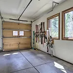 Holiday home Upscale Ski-in/ski-out Escape W/ Deck + Grill Telluride