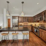 Ballard 203 Downtown Condo Postcard Views - 2Bd 2.5Ba Sleeps 4 Apartment