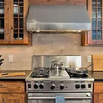 Ballard 203 Downtown Condo Postcard Views - 2Bd 2.5Ba Sleeps 4 Telluride