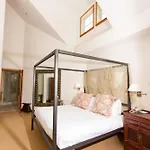 Hotel Camel's Garden 3*
