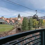 Inn At Lost Creek