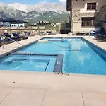 Luxury At A 5 Star At The Heart Of Mountain Village -