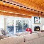 Riverside Dream! Quiet Spot W Deck, 5 Min Walk To Gondola & Main St, Condo