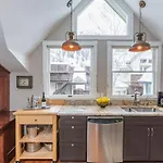 Peaceful Home-like - Spacious, Private Deck, Fireplace Telluride