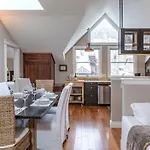Peaceful Home-like - Spacious, Private Deck, Fireplace Apartment Telluride